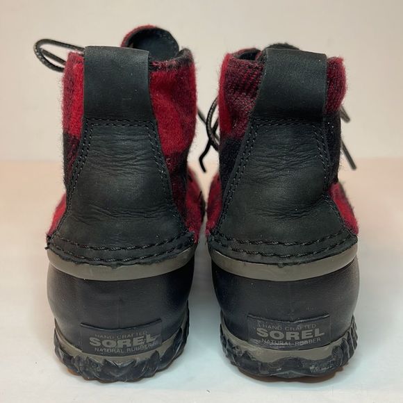 SOREL Out 'N About Buffalo Check Short Boot - Picture 6 of 11
